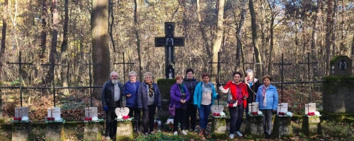 Seniorzy ku pamięci ofiar żołnierzy poległych za Ojczyznę (2022)